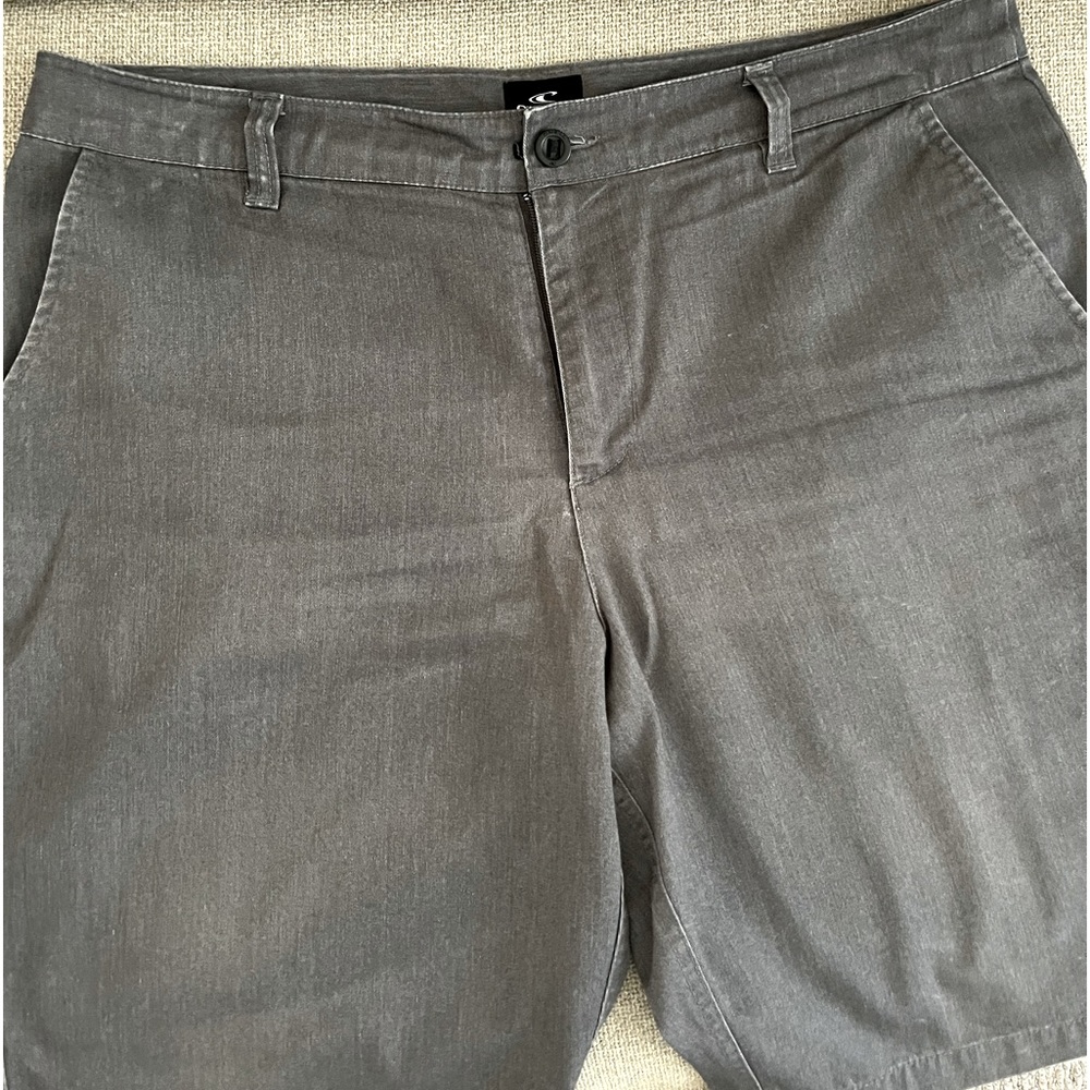 O’Neill Chinos -Grey - knee length -like new -W38